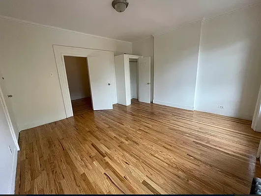 Rented by Space Link Realty | media 20