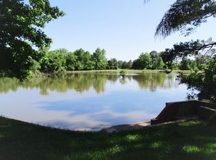 1706 Lakeshore Dr, Humble, TX 77339