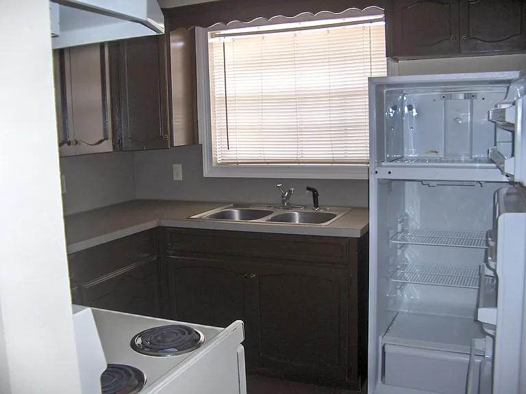 1610 W Kuhn St #3 — Photo 13