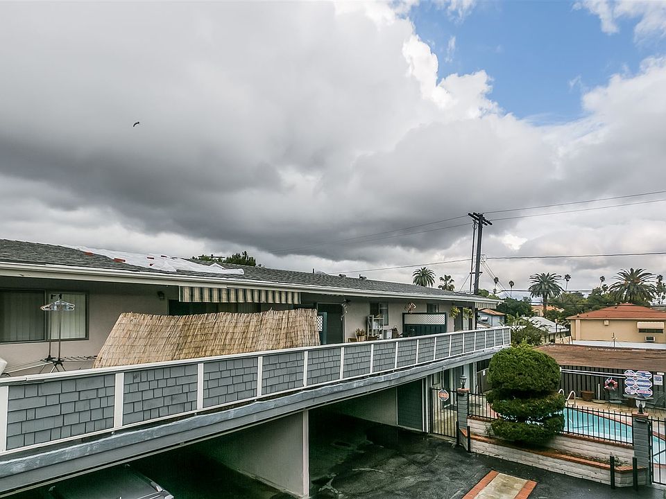 023-photo-side-view-6740196