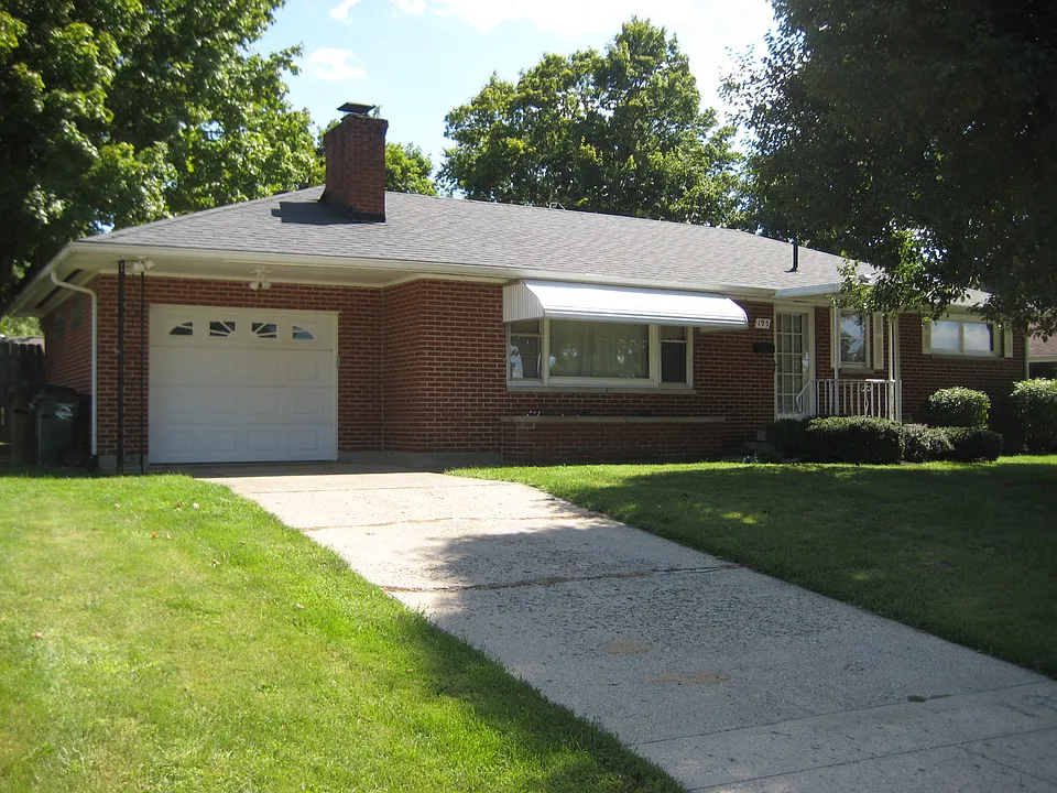 195 Wilson Dr
