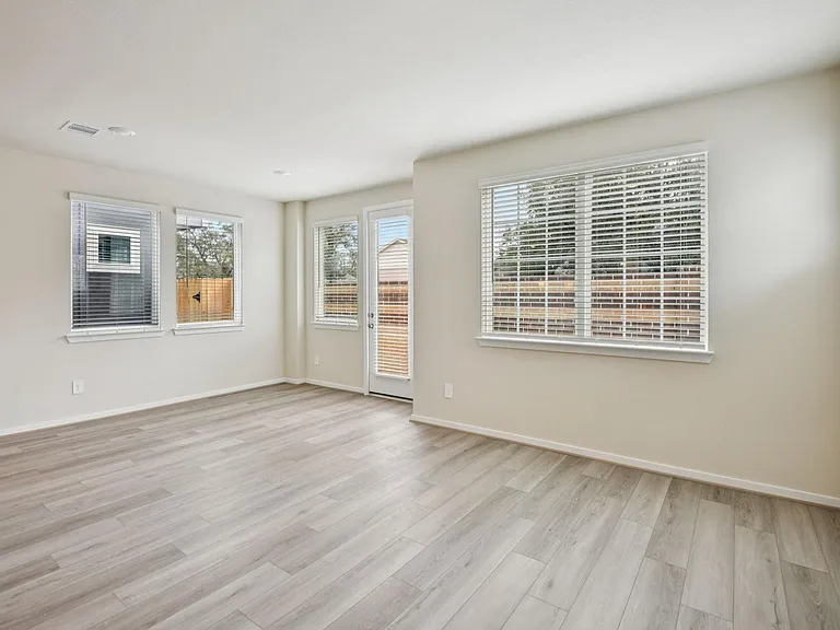 4210 Pine Springs Ct — Photo 13