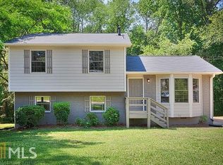 2573 Candler Woods Dr, Decatur, GA 30032