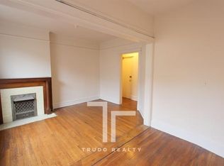 436 W Belden Ave, Chicago, IL 60614