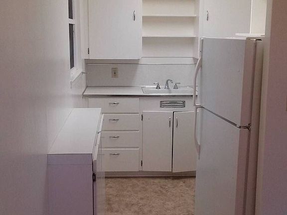 4th image of 352 S 1st Ave APT 308