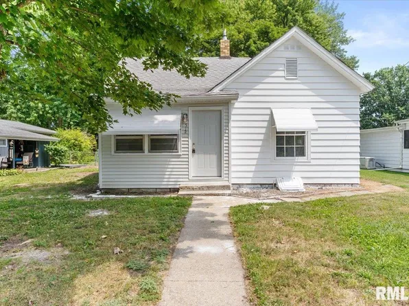 512 S State, Divernon, IL 62530