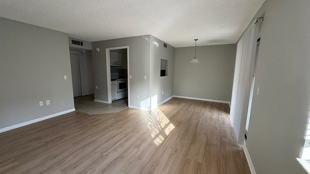 Building Photo - 105 San Paulo Cir