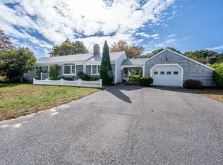 21 Wilton Dr, Centerville, MA 02632
