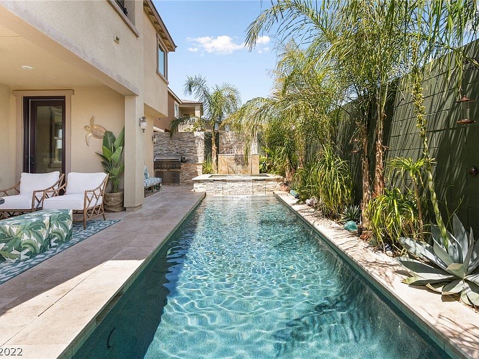 1st image of 860 Haven Oaks Pl