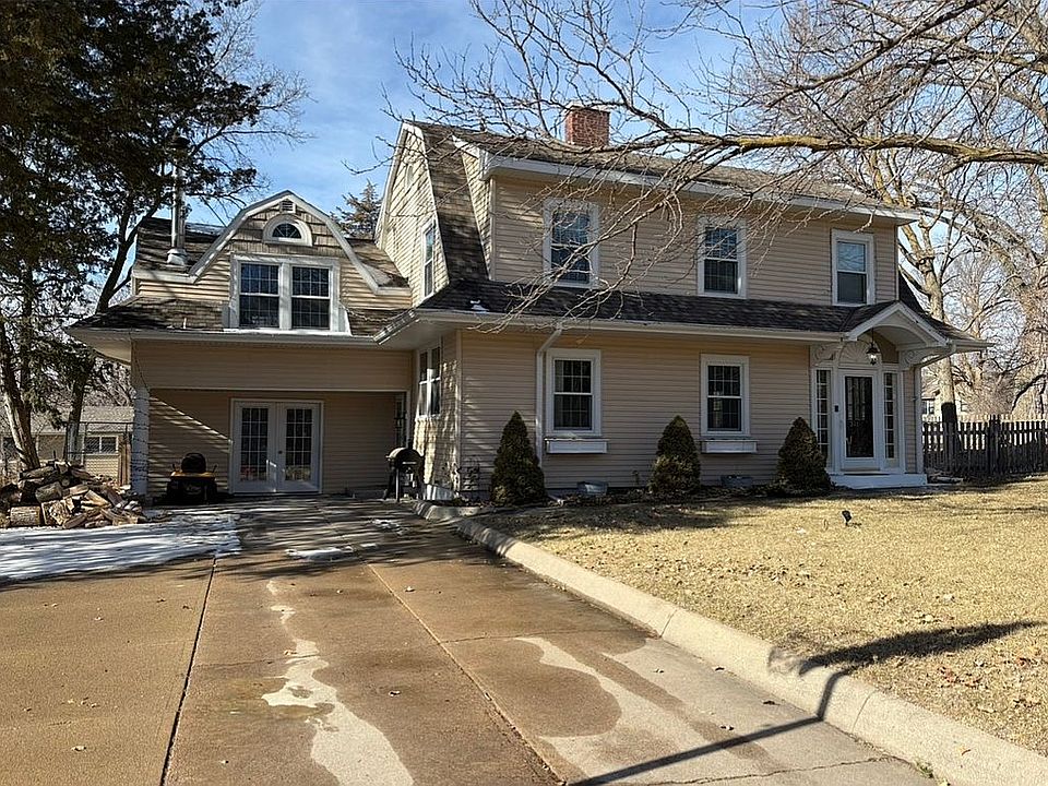 1st image of 941 N 10th Ave