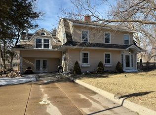 941 N 10th Ave, Broken Bow, NE 68822