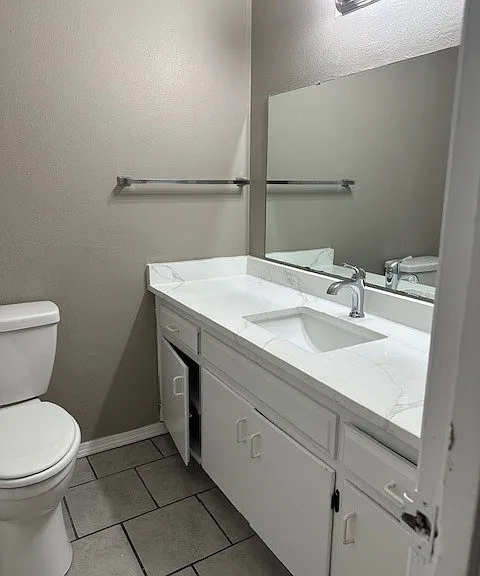 2715 Shawn Dr — Photo 6
