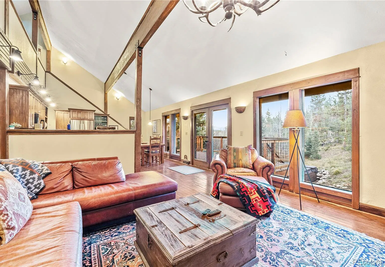 4 bed, 3.0 bath, 3192 sqft, $4,200 — Photo 1