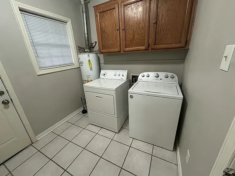 3808 Webster St — Photo 26