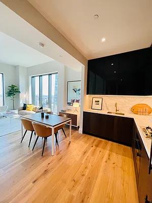 Rented by Starts New York Realty LLC | media 4