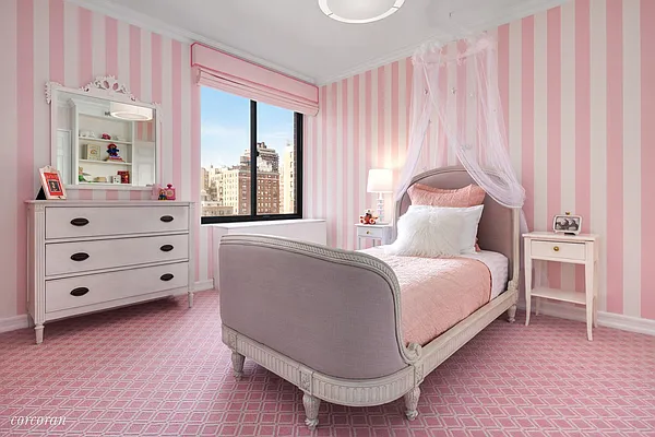 Rented by Corcoran | media 19