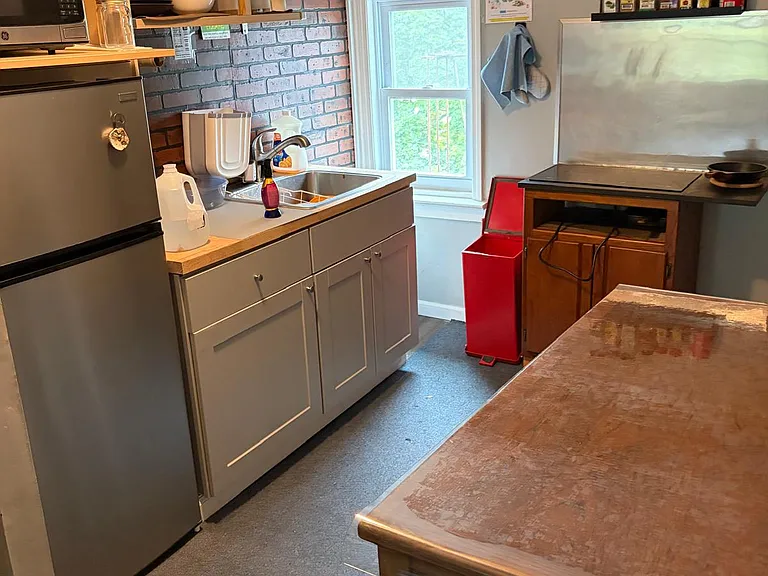 205 Van Duzer St #301 — Photo 3