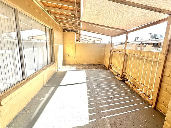 3rd image of 1691 Villa Ave APT E5