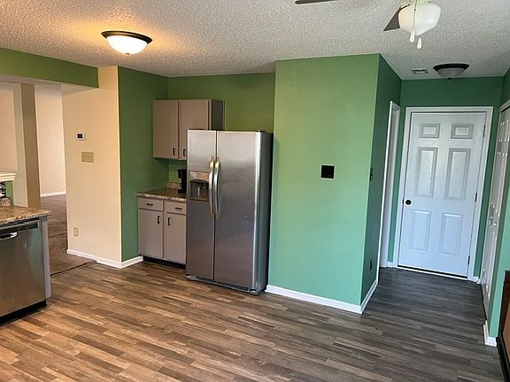 4th image of 1336 Ellington Dr