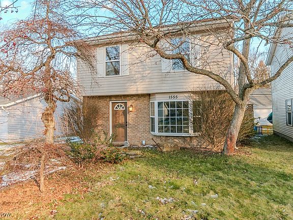 2nd image of 1555 Easton Ave