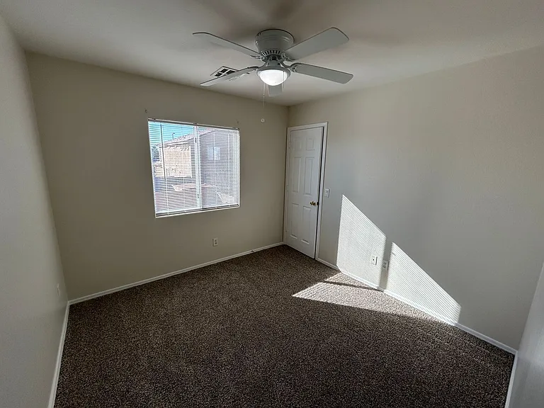 664 S 222nd Ln — Photo 12