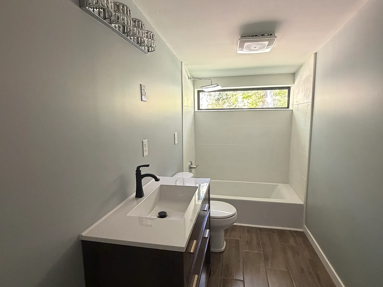 2 bed, 832 sqft, $1,450 — Photo 3