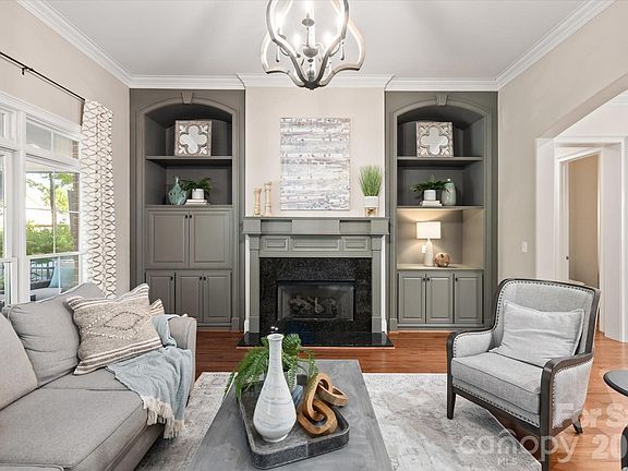 5th image of 9000 Unbridle Ln