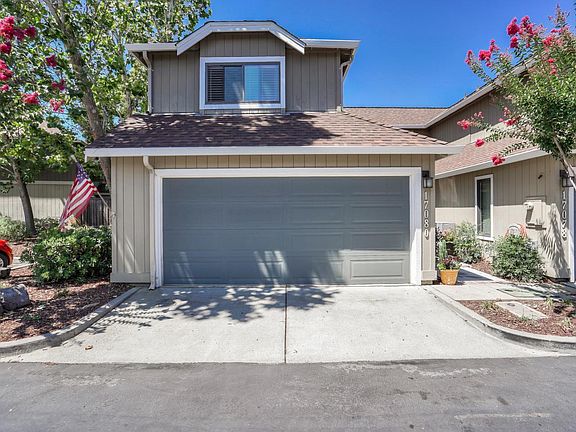 2nd image of 17080 Creekside Cir