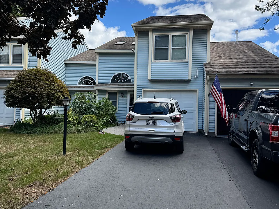 14 Jaipur Ln