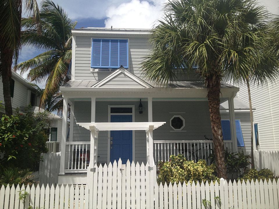 Key West streetfront
