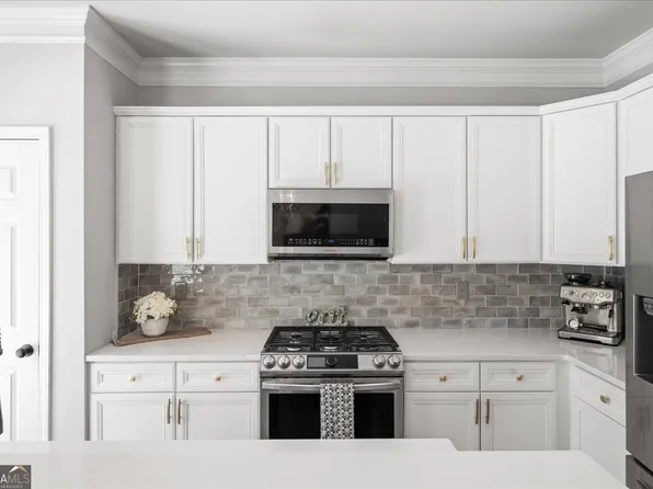 1764 Highlands Vw SE, Smyrna, GA 30082