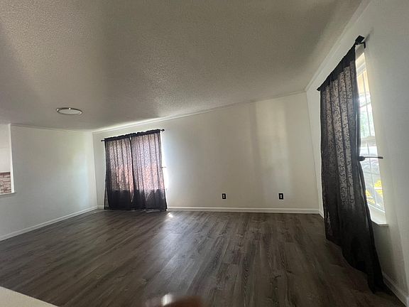 3rd image of 1817 Sonesta Ln