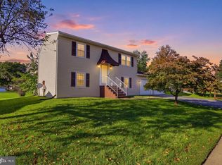 2343 Heather Rd, York, PA 17408