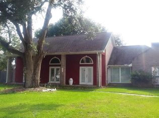 6801 Martinique Dr, Biloxi, MS 39532