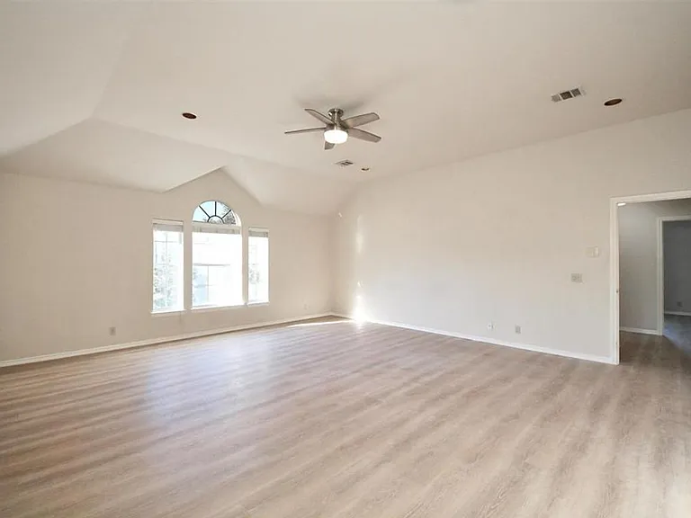1204 Stepp Bnd — Photo 20