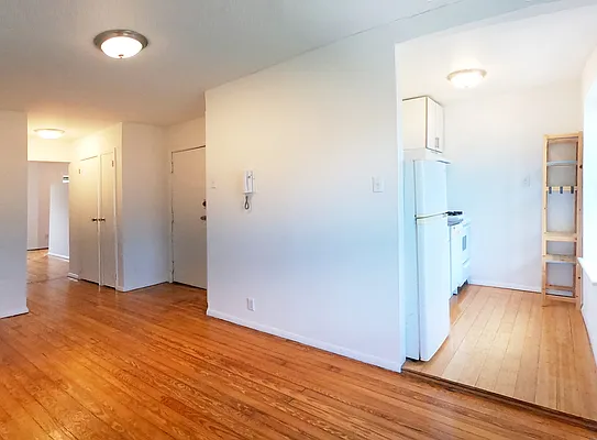 Rented by Brown Harris Stevens | media 18