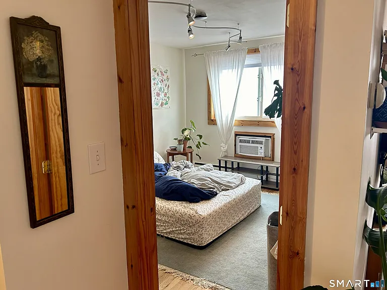 4 Van Zant St #B12 — Photo 10
