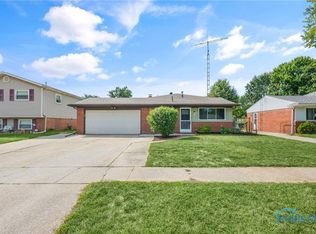 324 S Harefoote St, Holland, OH