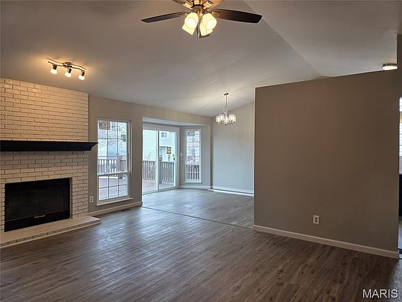 4th image of 2115 Riding Spur Dr