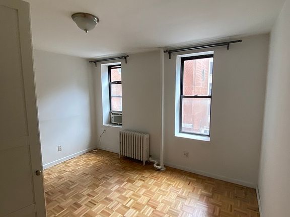 2nd image of 203 E 27th St #39S