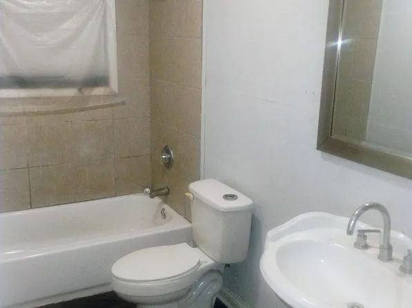 2004 W 28th Ave, Pine Bluff, AR 71603
