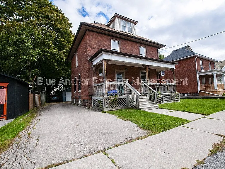 195 Albert St #3 — Photo 8