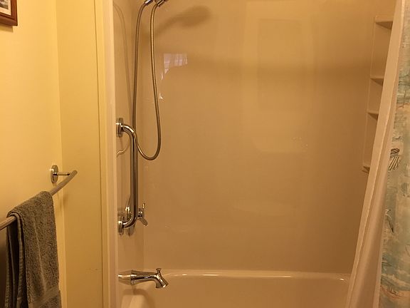 4th image of 1351 Wildwood Way