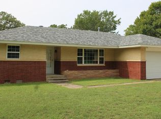 97 Vickrey St, Healdton, OK 73438