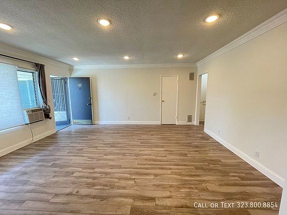 2nd image of 1215 N Hayworth Ave #207