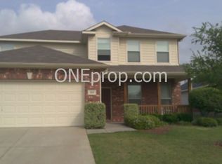 1114 Red Robin Dr, Aubrey, TX 76227