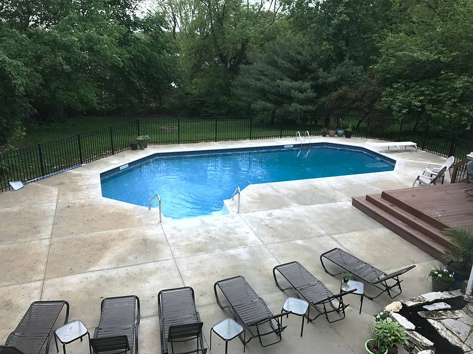 2nd image of 4823 E Blvd NW