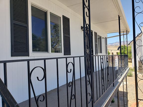 4th image of 3931 Ortiz Ct NE APT C