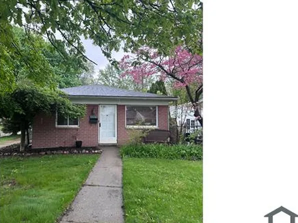 18203 Colgate St, Dearborn Heights, MI 48125