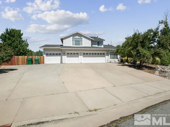14305 Ghost Rider Dr, Reno, NV 89511
